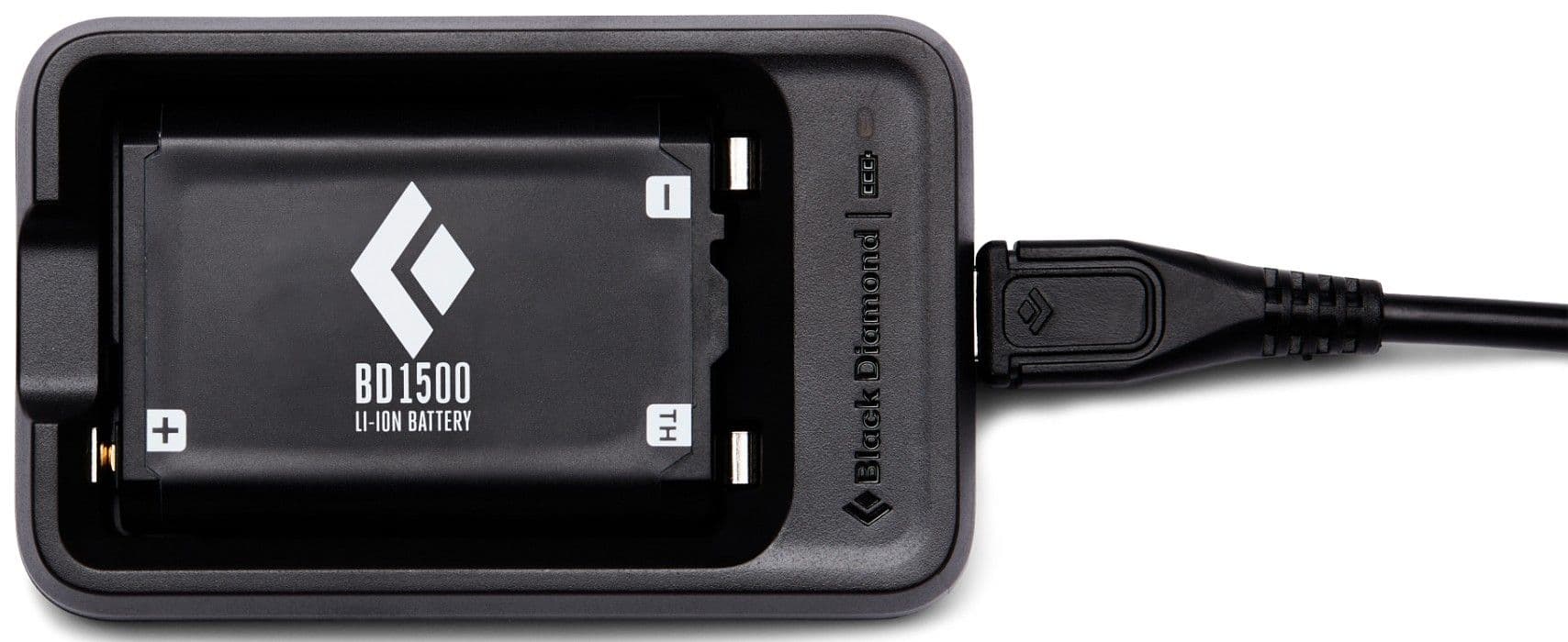 Black Diamond BD 1500 litiumakku ja laturi