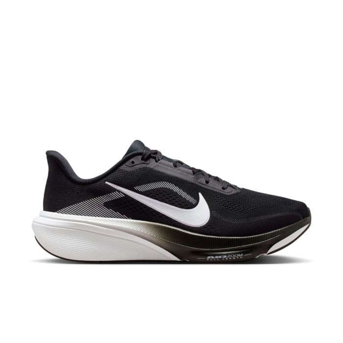 Nike Pegasus 42 K. 41 Musta Miehet