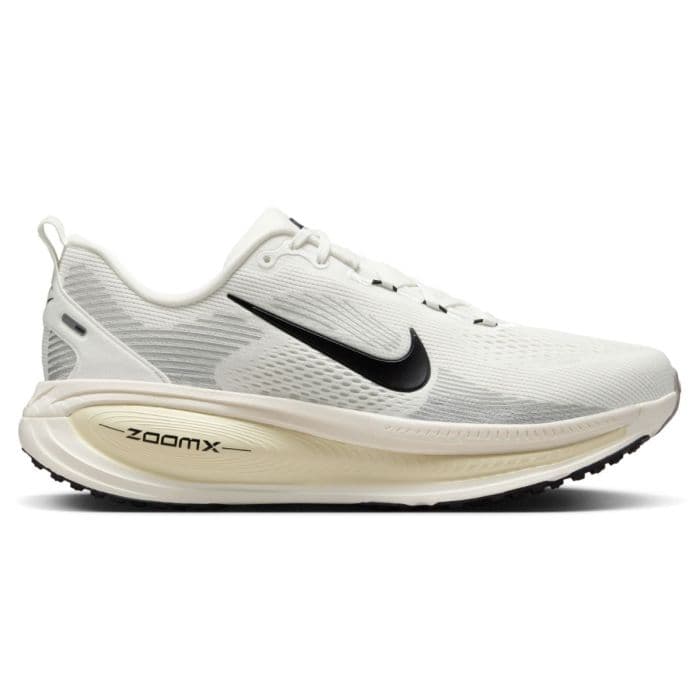 Nike Vomero 18 42 Valkoinen