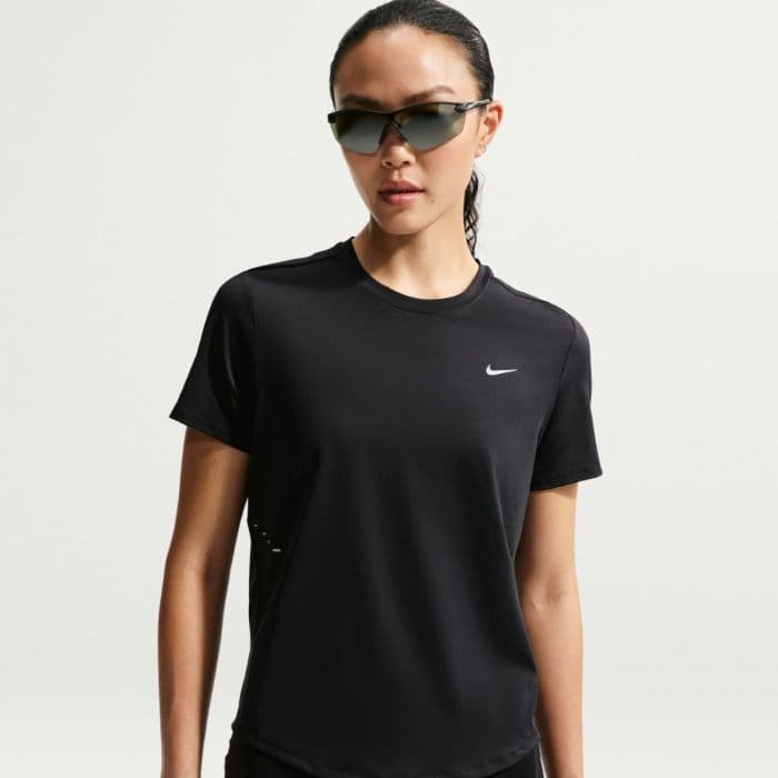 Nike Swift Dri-FIT Running Top K. L Musta Naiset