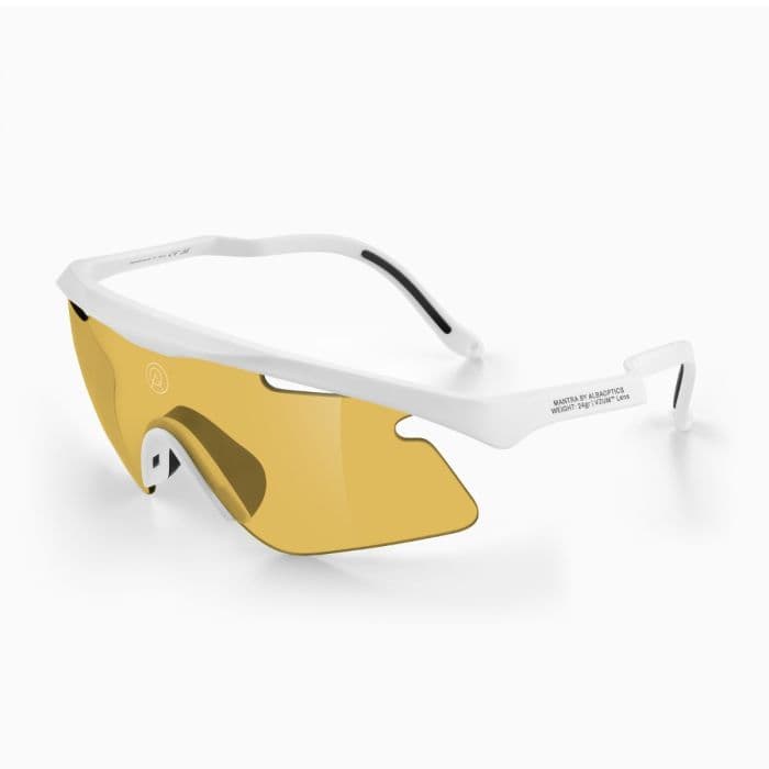 Alba Optics MANTRA valkoiset aurinkolasit – kevyet, UV-suoja ja täydelliset juoksuun ja ulkoiluun