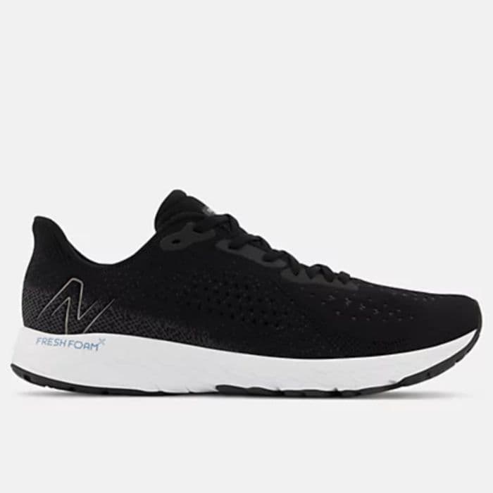 Uudet New Balance Fresh Foam Tempo v2 - Naisten Juoksukengät, Koko 37½, Musta